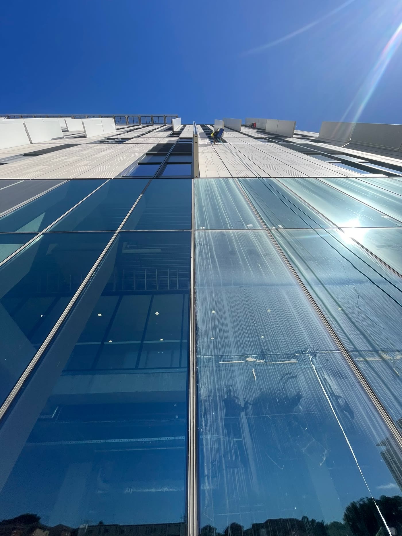 Rope Access Window Cleaning by Select Abseiling